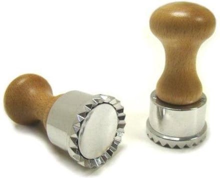 Eppicotispai Ravioli uitsteker rond  met plunger / ejector  5cm