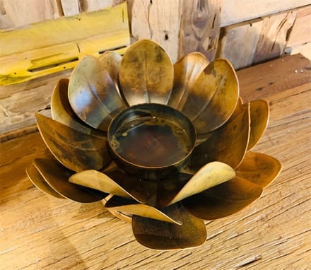 De Huismus - Kaarsenhouder Goud Metaal - Handgemaakt - Lotusbloem Design