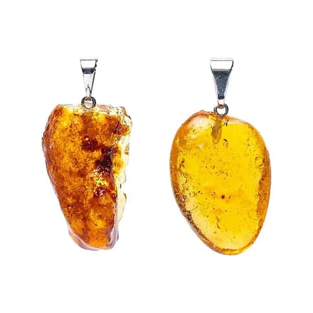 Amber (copal) edelsteenhanger met geboord oogje