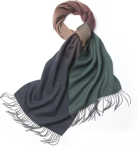 Wollen Sjaal - Fading Colours Black to Green
