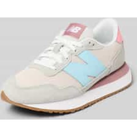 Sneakers van leermix met logodetail