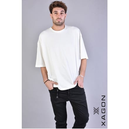 Xagon Man T-shirt Over Mannen romig