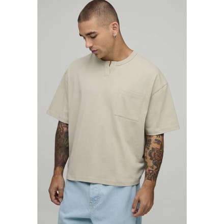 Oversized Gekrompen V-hals T-shirt Met Borstzak | Stone | Size Small