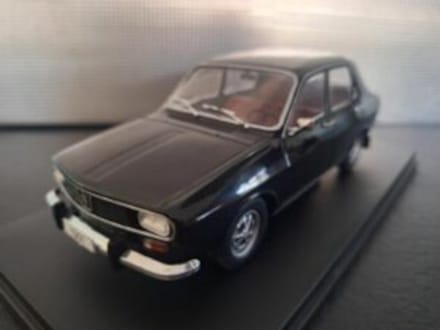 Dacia 1300 1969 Zwart Modelauto 1/24 White Box