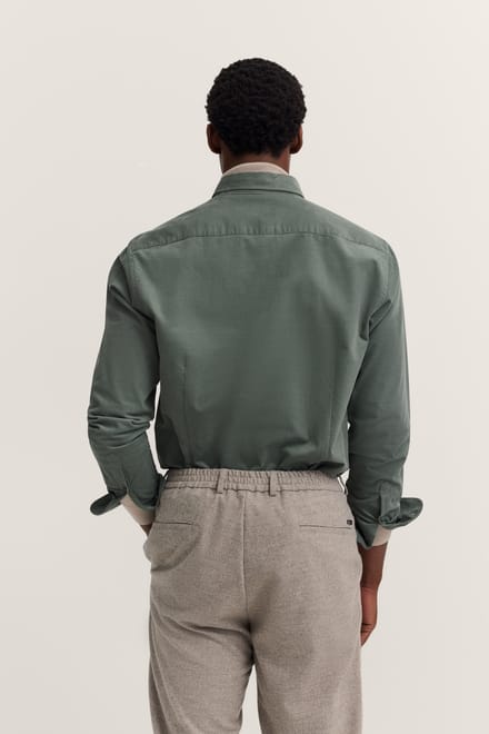 Bugatti Herren Corduroy overhemd in modern fit met button-down kraag