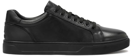 Black lace-up leather sneakers
