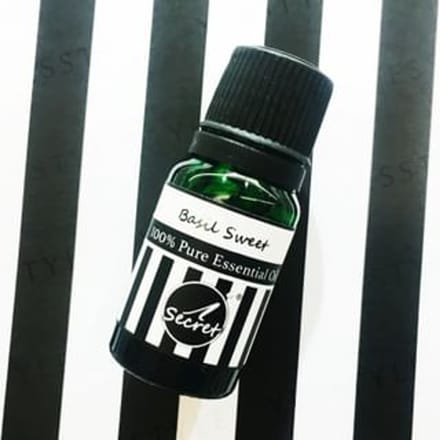 iSecret - Basil Sweet 100% Pure Essential Oil 10ml