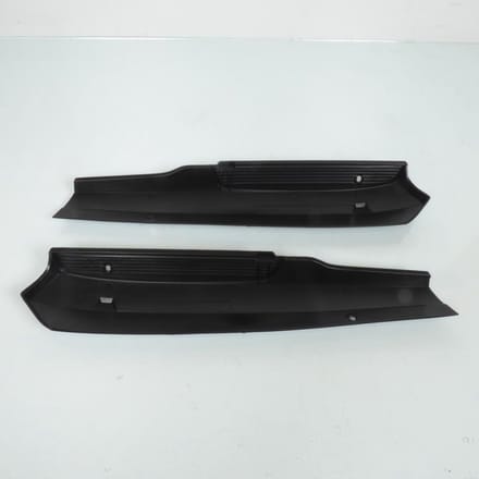 Caches latéraux RSM pour Mobylette Peugeot 50 103 MVL noir Neuf