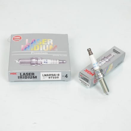Ngk Lmar9ai-8 Iridium Bougie Zilver