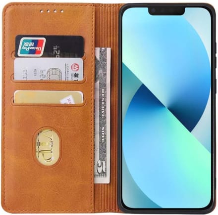 Smartphonica iPhone 13 kunstleren hoesje met magnetische sluiting en pashouders book case - Bruin geschikt voor iPhone 13