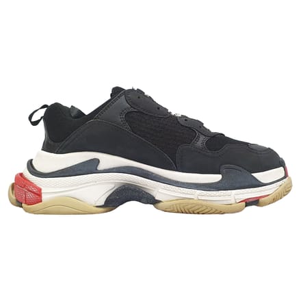 Balenciaga Triple S Sneakers in Zwart Polyester