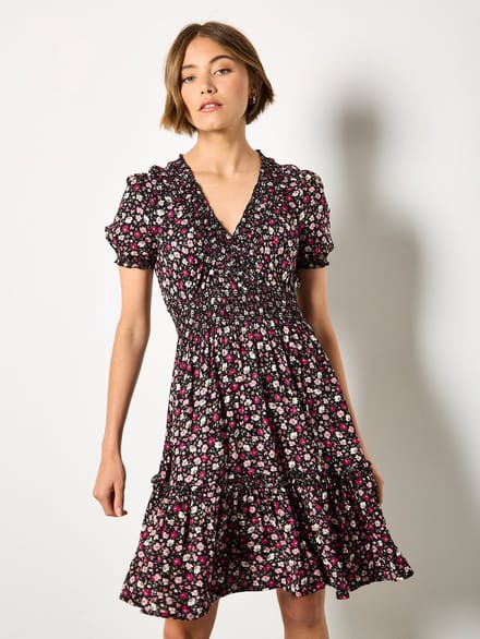 Mini-jurk met smockwerk en kleine bloemenprint
