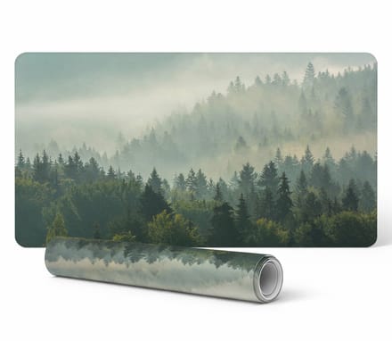 Antislip bureauonderlegger met afbeelding van een mistig bos bij zonsopgang, 120x60 cm