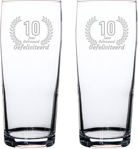 Gegraveerde set bierfluitjes 19cl Gefeliciteerd 10 jaar getrouwd