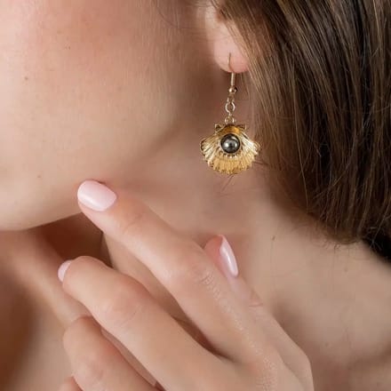 Sylvie Monthulé | Gold Earrings | Ocean Secrets