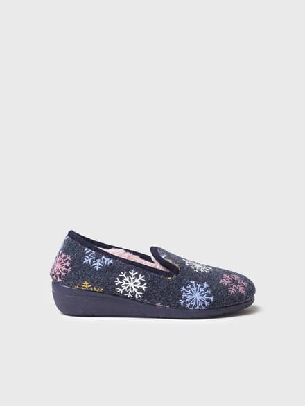 Damesslippers met geborduurde details | CARME-CP