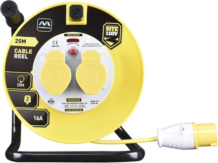 110 Volt Kabelhaspel met 25 Meter Verlengkabel en Twee Stopcontacten