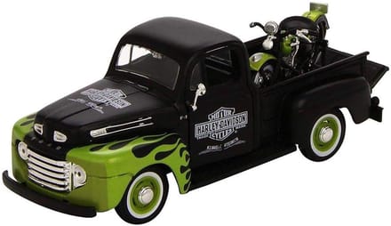 Die-Cast Modelset: Ford F-1 Pick-Up en Harley Davidson Motorfiets Schaal 1:24