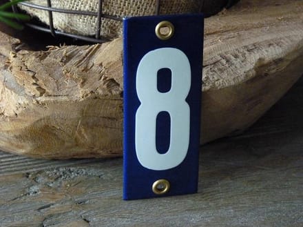 Emaille huisnummer 10x4 blauw/wit nr. 8