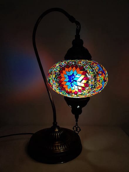 Turkse lamp - tafellamp boogmodel - 1 stuk - multicolour mozaïekglas 43 cm hoog