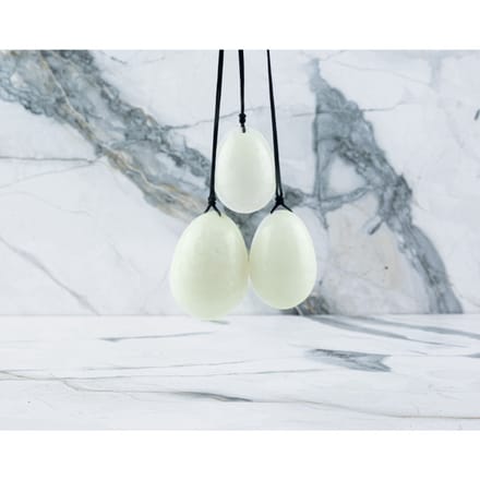 Yoni Egg - Clear Quartz (set) for Yoni Massage
