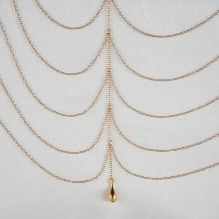 Sylvie Monthulé | Gouden Tepelklem en Sieraad | Draped Chain