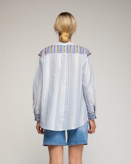 Oversized gestreepte blouse met mao halslijn
