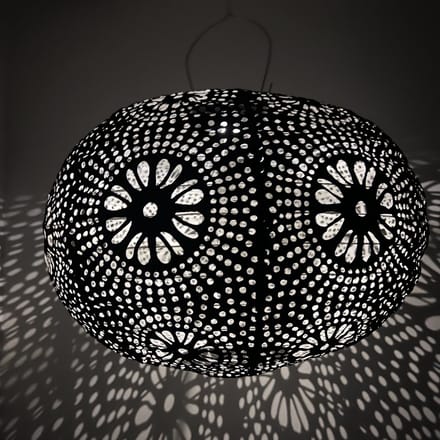 Solar lampion met motief – ovaal - 35 b x 25 h – zwart