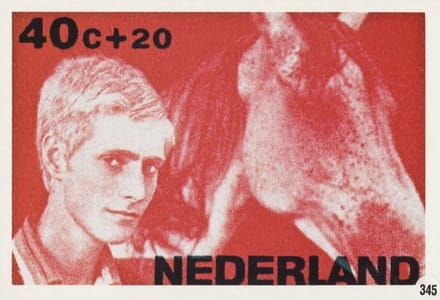 Briefkaart met afbeelding het kind in verschillende levensstadia postzegel
