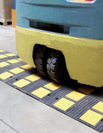 Verkeersdrempel magazijn MW Tools VK2025ZG