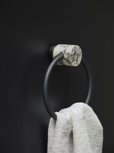 Aquanova Nero - Handdoekring - Alba (wit)