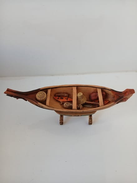 Indianen beeld prachtige kano met accessoires van Castagna 10 x 23 x 7 cm