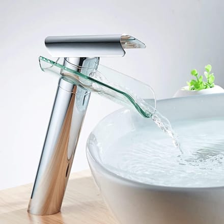Glazen waskom met hoge watervalkraan 42 cm doorsnede
