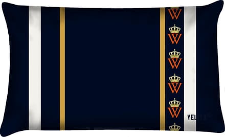 Sierkussen - Buitenkussen Truly Classic Donkerblauw Waterafstotend Bootkussen Monogram - Multicolor - 60 Cm X 40 Cm