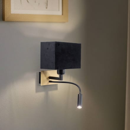 Euluna Wandlamp Harry, hoekig, messing/zwart/zwart