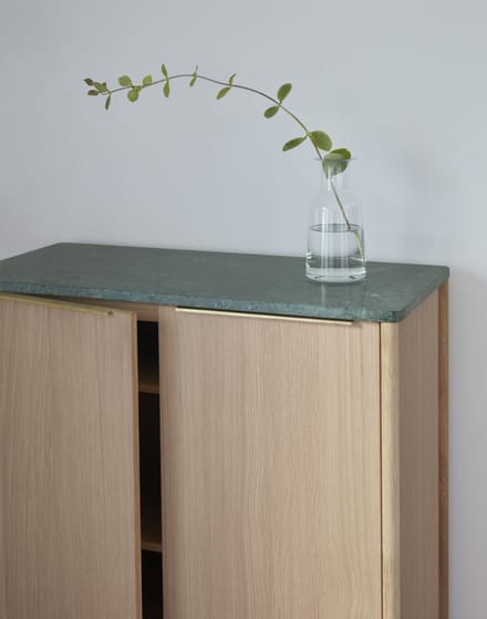 Skagerak by Fritz Hansen Jut High Cabinet - groen marmer