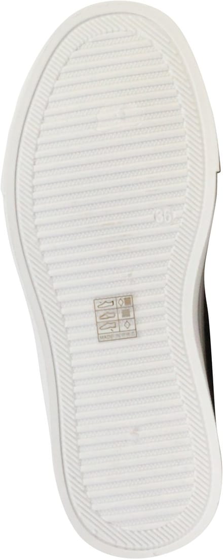 Sneakers met veters