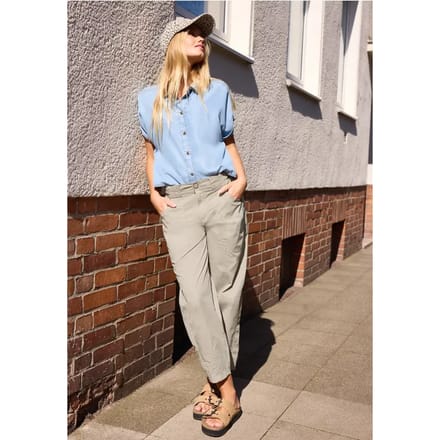 Mid Waist barrel leg hose in Loose Fit