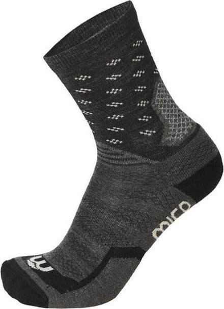 Medium weight natural merino short outdoor socks