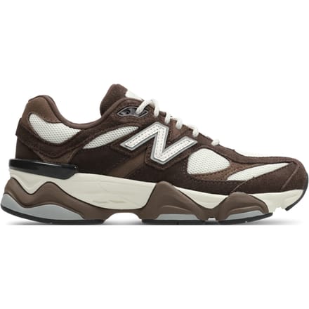 New Balance 9060 Kindersneakers - Bruin - Maat 40 - Nubuck