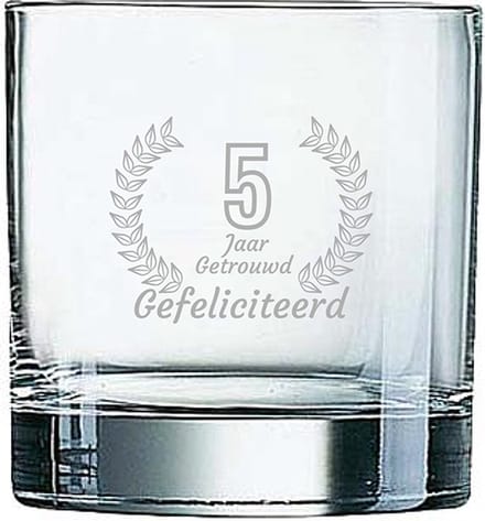 Gegraveerde Whiskeyglas 38cl Gefeliciteerd 5 jaar getrouwd