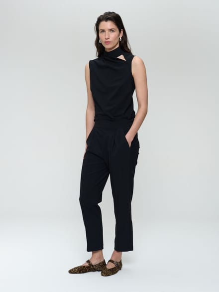 Naomi stretch technical jersey top | Black - Black / M