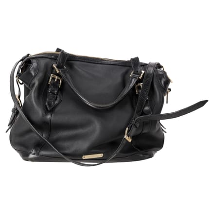Burberry Medium Ellers geperforeerde shopper in zwart leer