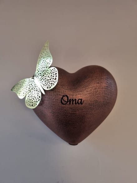 Urn hart met vlinder - oma - koper - 450 ml