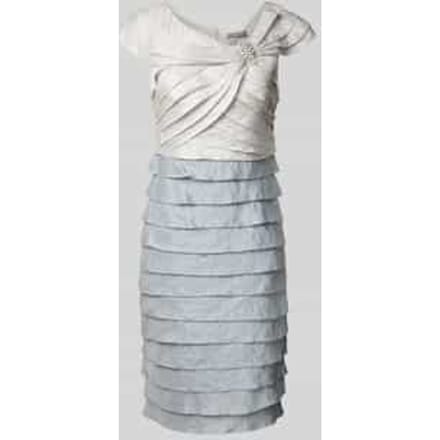 Cocktailjurk met labeldetail