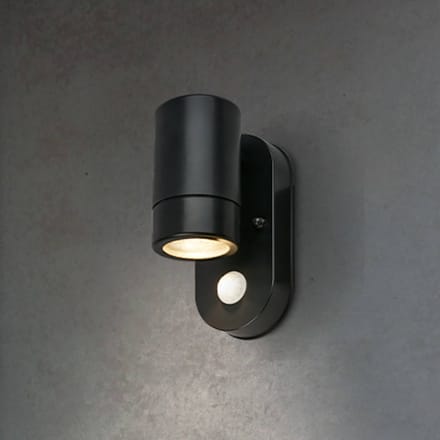 BRILONER - LED Wandlamp buiten - buitenlamp met bewegingssensor - IP54 - 30-seconden lichtduur - 15 x 7 x 9,5 cm - Zwart