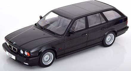 BMW 540i 5-Series (E34) Touring - 1:18 - Modelcar Group