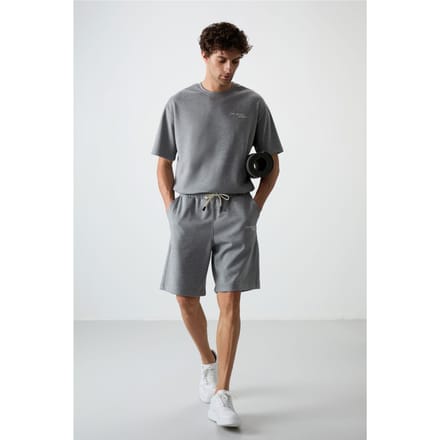Overmaat T-shirt met Korte Mouwen en Korte Broek Set