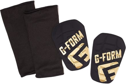 G-Form Pro-S Blade Scheenbeschermer - Goud / Zwart | Maat: M