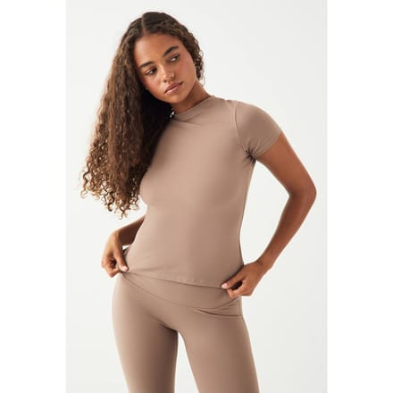 Dames DSGN Studio Ultra Sculpt Korte Mouw Top | Taupe | Maat: Large